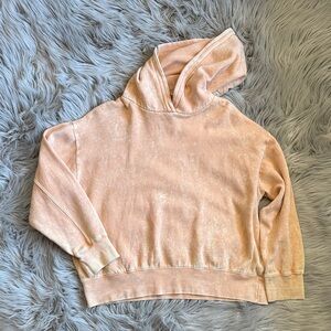 Relaxed Women's Hooded Sweatshirt in Washed Peach